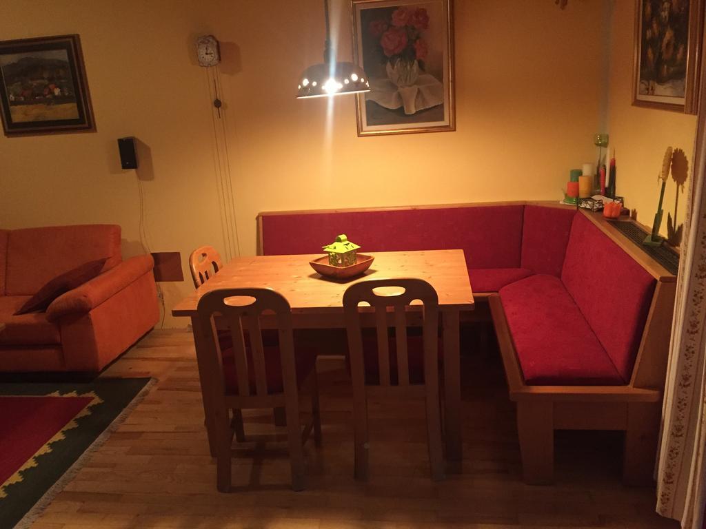 Holiday Apartment Bolfenk Hocko Pohorje Ruang foto